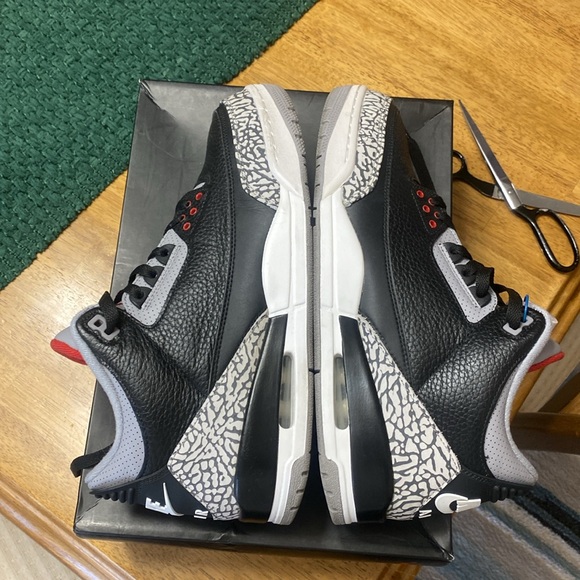 Jordan 3 ( PRICE FIRM) - Picture 4 of 9